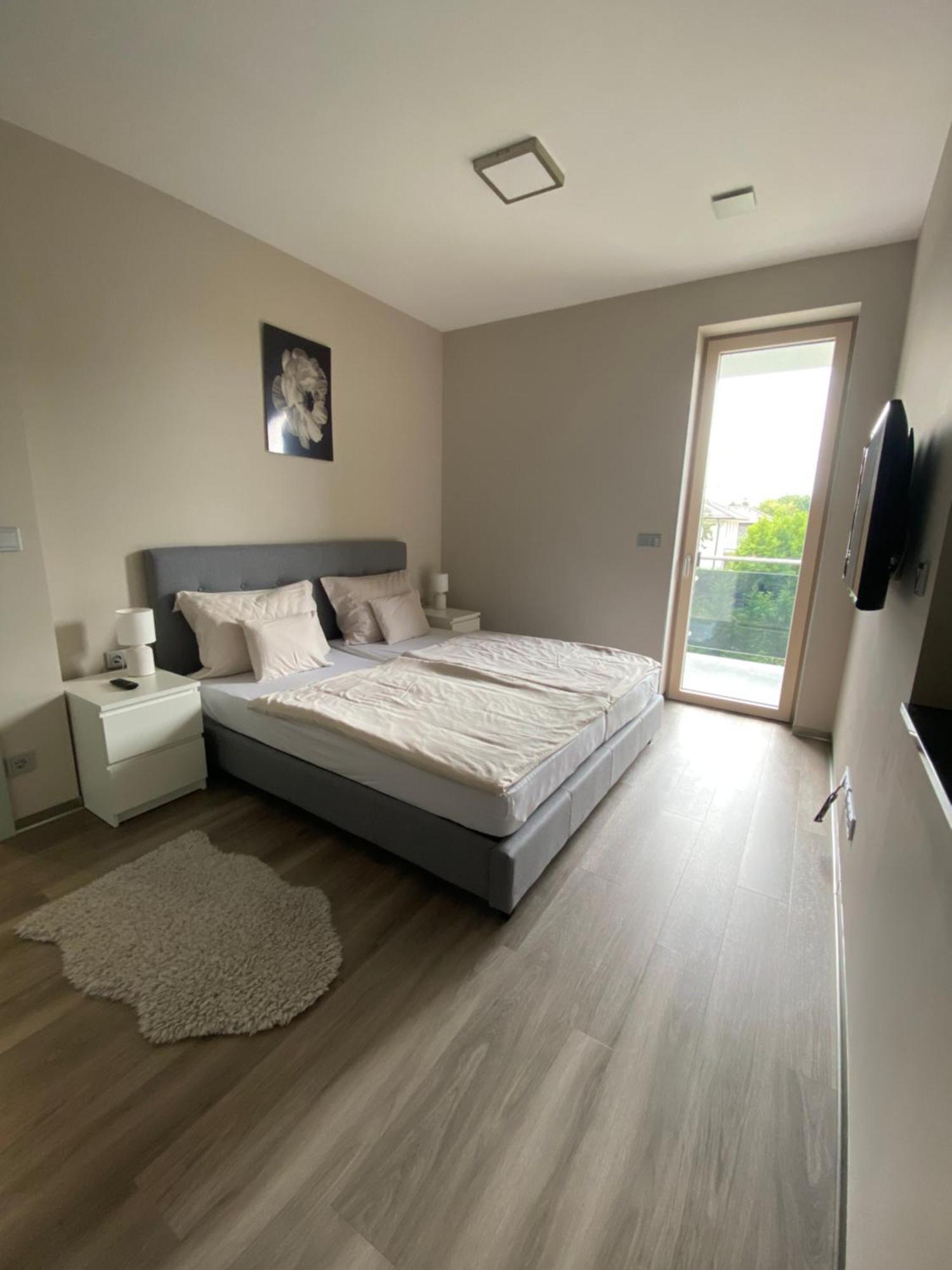 Modern Living In ブダペスト エクステリア 写真