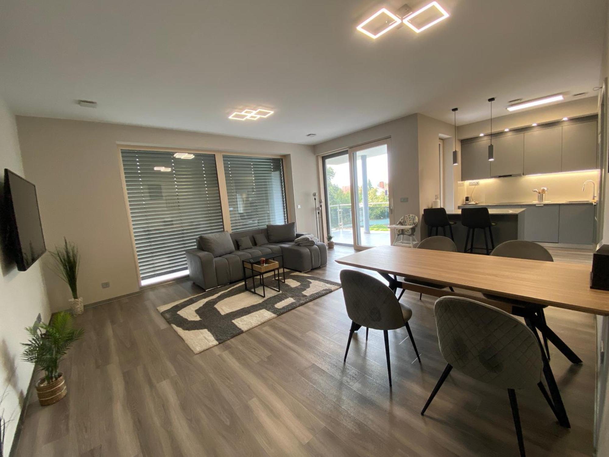Modern Living In ブダペスト エクステリア 写真