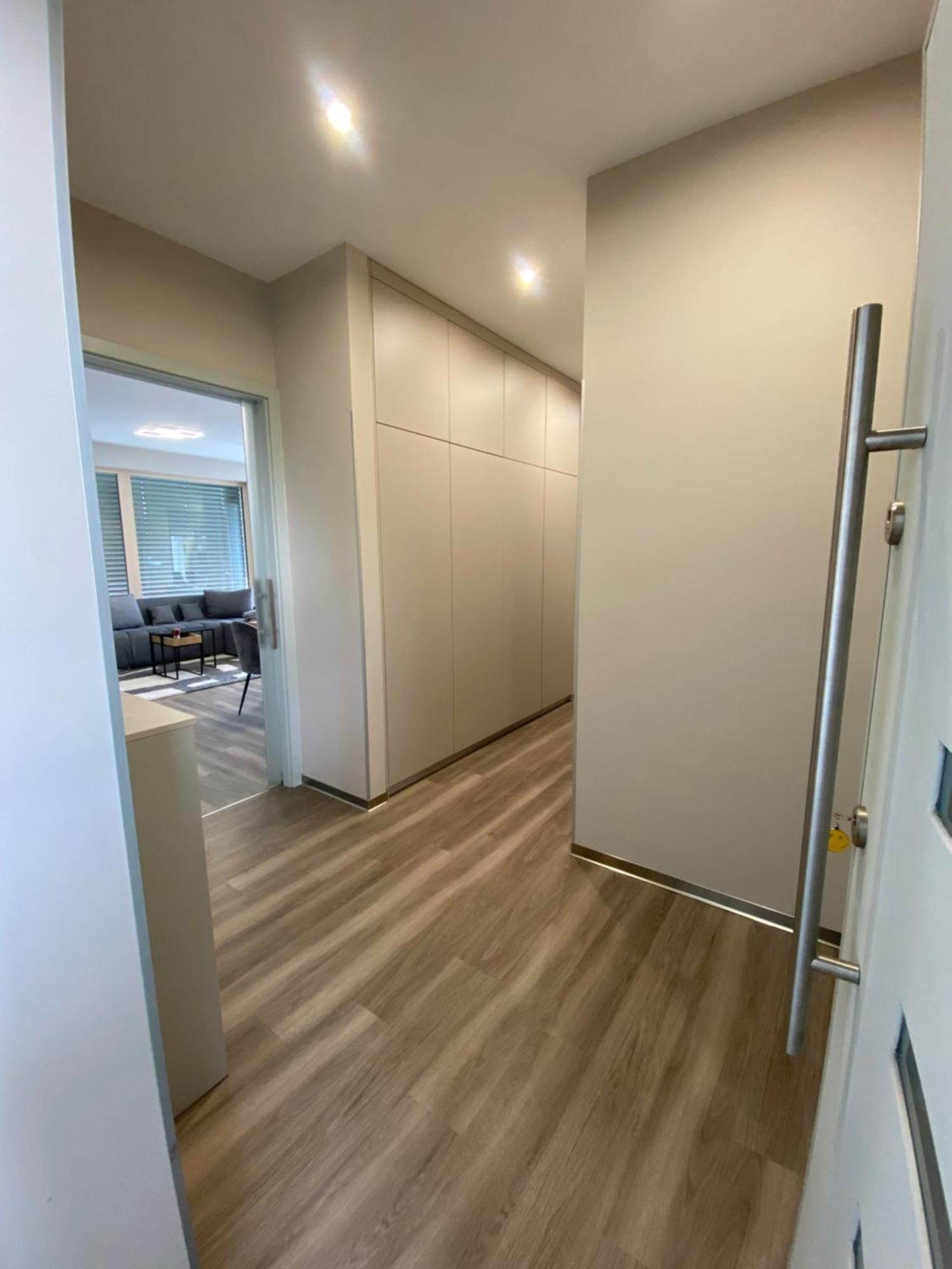 Modern Living In ブダペスト エクステリア 写真